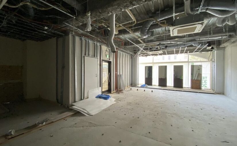 神戸市中央区で店舗スケルトン解体工事